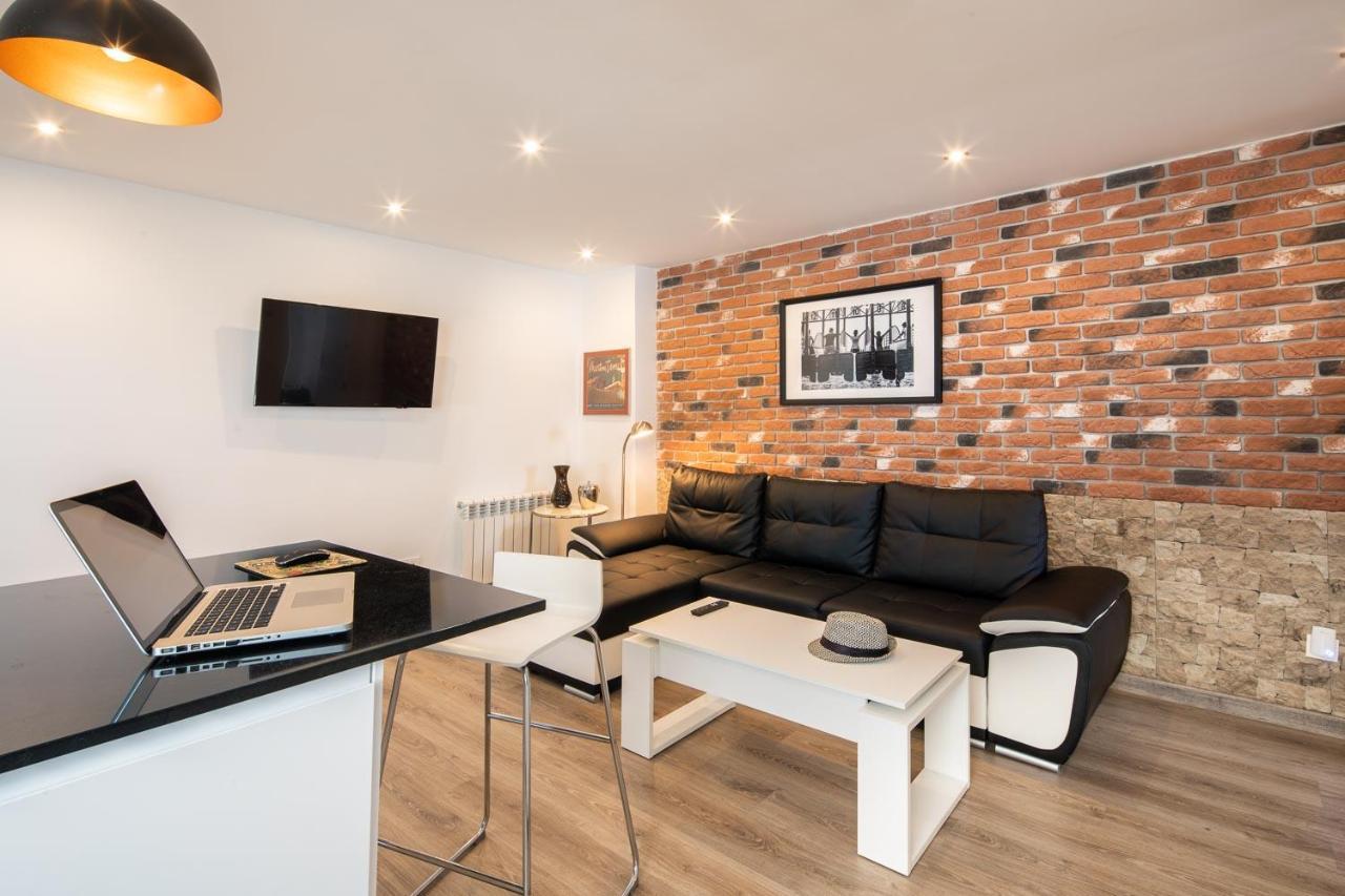 4 Estaciones - Tu Hogar En El Corazón De Apartamento